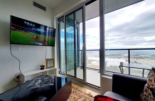 Liberty Village Condo | One Bedroom Brand new Beautiful Lake View Condo