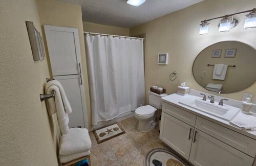 Fort McCoy Cottage | One Bedroom cottage Los Havens [Lost Heaven] right on Lake Kerr - Great Sunsets