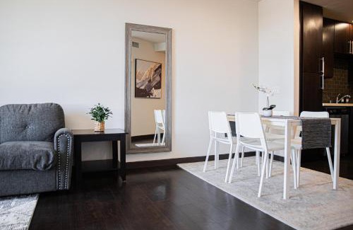 Los Angeles Apartment | One Bedroom Gem In Weho