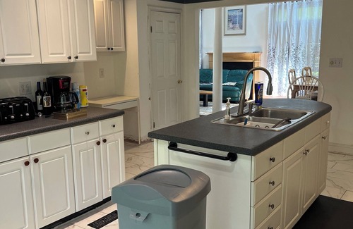 Richmond House | One bedroom in Richmond's West End - zip code 23294