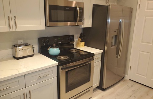 Enterprise Condo | One bedroom one bath remodeled condo just off strip near South Point Casino.