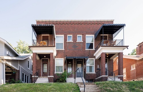 The Southampton Apartment | One Bedroom South City Apartment by StayLage