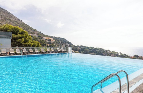 Cap d'Ail Apartment | One bedroom stunning sea view close to Monaco
