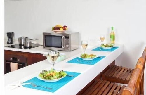 Belleplaine Apartment | One Bedroom Suite @ Santosha Holiday Apartments C