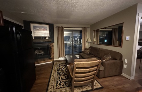 Big White Ski Resort Condo | One bedroom within 2 minute walk to Main Village.n
