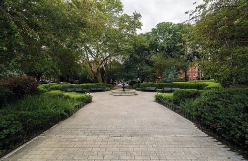 Harsimus Cove Apartment | One Hamilton Essentials - 3 Bed 2 Bath First Floor Apt Mins to NYC
