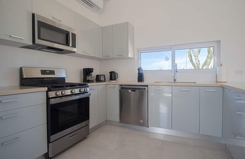 Koyari House | One happy villa