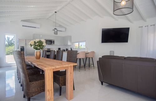 Koyari House | One happy villa