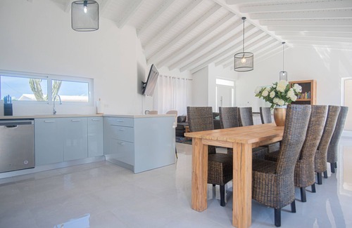 Koyari House | One happy villa