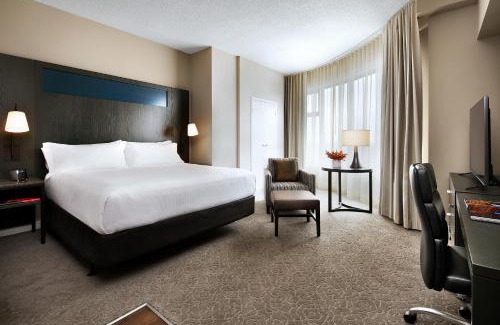 Financial District Hotel | One King West Hotel and Residence