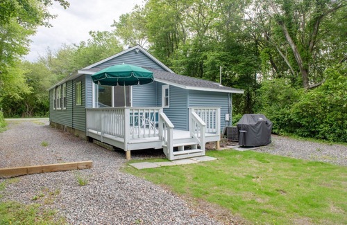 Narragansett House | One level home, beautifully renovated home one mile to beach