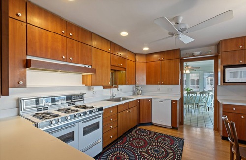 Stone Harbor House | One of a kind family home very close to the beach.