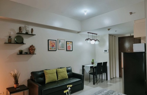 Pasay Apartment | One Palm Tree Villas - Unit 3i and 3j