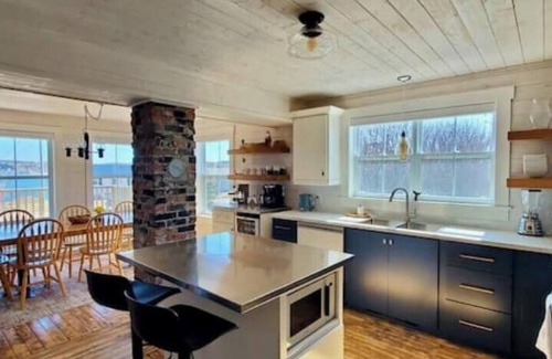 Twillingate House | One Path End Vacation Home