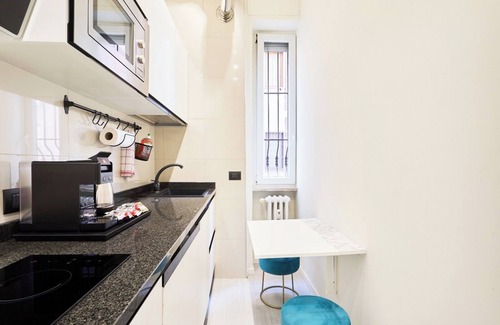 Zona Zara Apartment | One-room apartment Manita 102 - 20 minutes from Duomo
