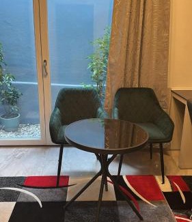 Aubing-Sud Apartment | One Room apartment with all facilities near S8 Line - S8 train line from Oktoberfest