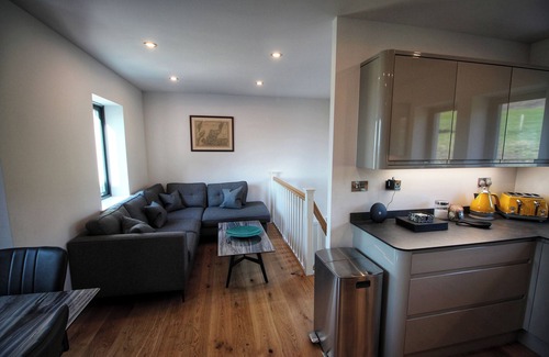 Glen Kyles House | ONE SEA, pet friendly, country holiday cottage in Leverburgh