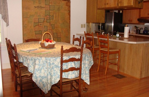 Trumansburg House | ONE WEEK OPEN!~ July 26th- August 2nd Family Friendly Iconic Country Estate