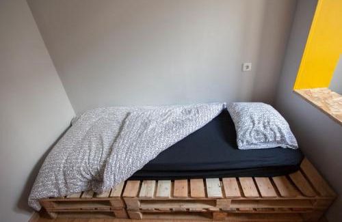 Sol Hostel | Onefam Sungate