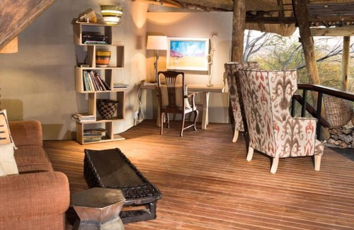 Okaukuejo Cabin | Ongava Lodge