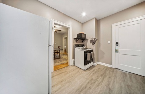 Old Brooklyn House | ONLY 10 min to Cleveland Clinic