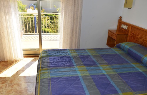 Montalvo Apartment | Ons viewpoint. Apartment for 2-4 people.
