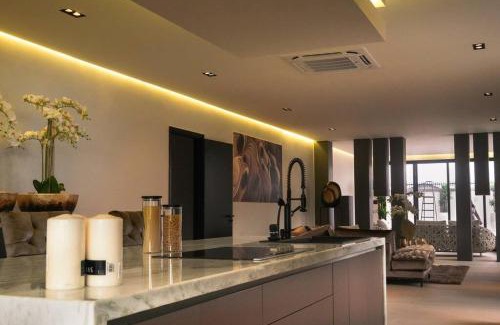 Noord Villa | Onyx Home by Platinum Homes