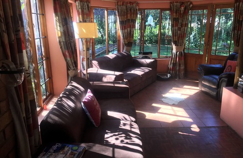 Ekurhuleni House | Oom Pete’s Home from Home - Close to Johannesburg International Airport