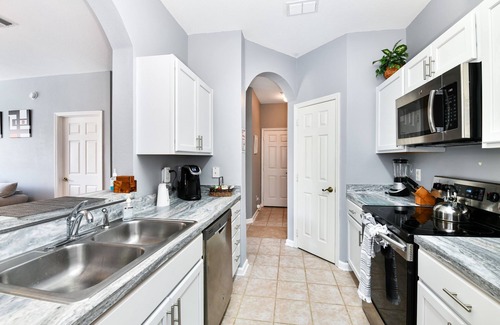 Windsor Palms Condo | "ºoº Magic Condo: Unwind in Style, Unbeatable Value, 2024 Discounts!