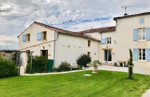 Vergne House | Opaline à la Rochelle