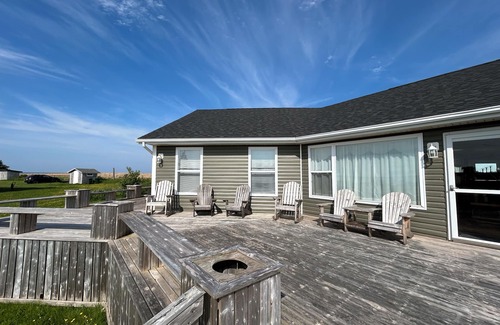 Bonshaw Cottage | Open Concept 4 Bedroom Cottage, Just Steps Away From South Shore Beach