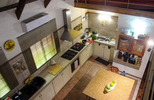 Maun House | Open Plan House in a Spacey Yard