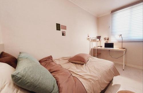 Goyang House | Open stay