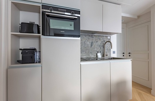 Chaussee-d'Antin Apartment | Opera - 2 Bdr/2 living rooms connecting apart.
