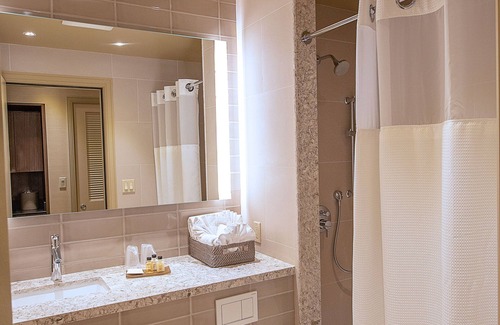 Mott Haven Hotel | Opera House Hotel