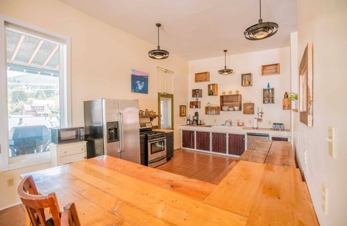 Philipsburg Condo | Opera House Loft - Historic Condo