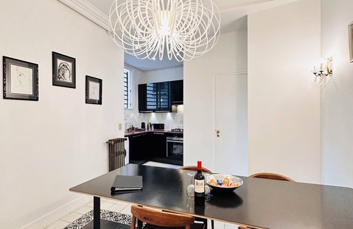 Vivienne Apartment | Opera/louvre Luxury 2bd/2bth APT With Elevator