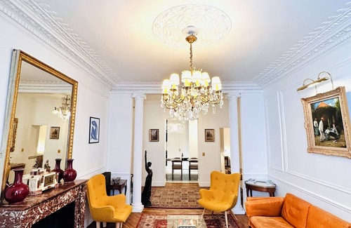 Vivienne Apartment | Opera/louvre Luxury 2bd/2bth APT With Elevator