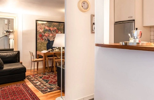 Bonne-Nouvelle Apartment | OPERA-MADELEINE-LOUVRE SPACIOUS LAVISH APARTMENT. WALK TO MONTORGEUIL/LE MARAIS