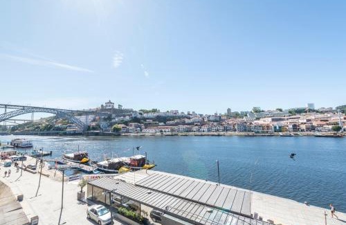 Sao Nicolau House | Oporto Street Fonte Taurina - Riverfront Suites