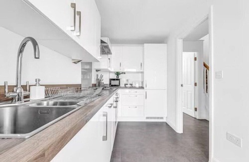 Bordesley Apartment | Optimal Luxury Stay 3bed 2.5 Baths