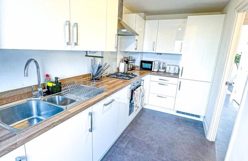 Bordesley Apartment | Optimal Luxury Stay 3bed 2.5 Baths