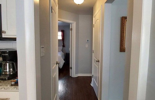 West Price Hill House | Opulent 5 Bdrm, Sleeps 16+, Minutes From Downtown!