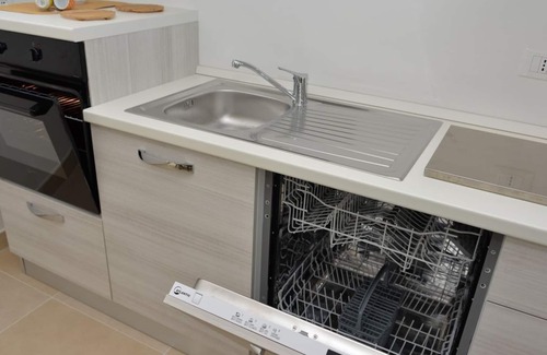 Rodi Garganico Apartment | Orange apartment