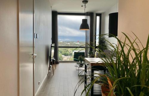 Tallinn Apartment | Orange Apartments Tower & Free Parking