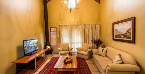 Robertson House | Orange Grove