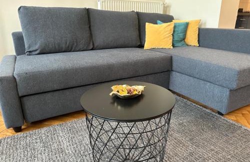 Inner City Budapest Apartment | ORANGEHOMES Peaceful apartment next to Central Market Hall