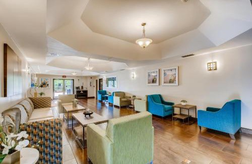 Heritage Hills Hotel | Orangewood Inn and Suites Midtown