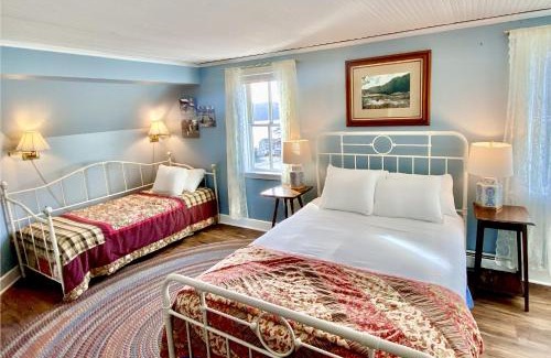Orcas Hotel | Orcas Hotel