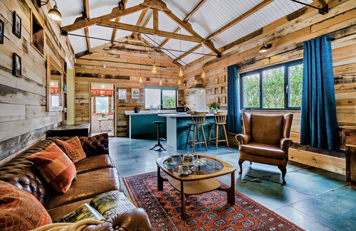 Evesham House | Orchard Farm Retreat